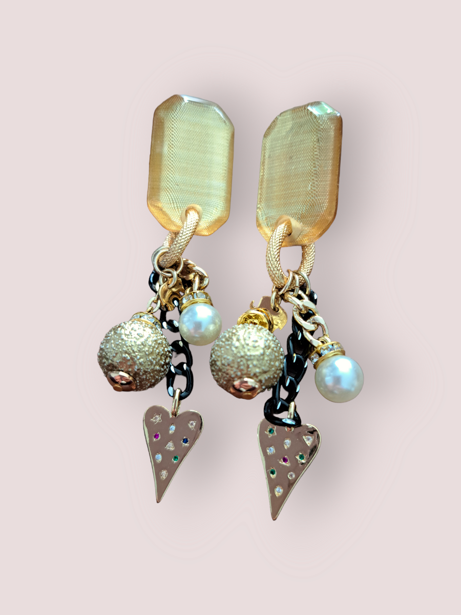 BerNice Amsterdam Statement oorbellen Golden Hearts