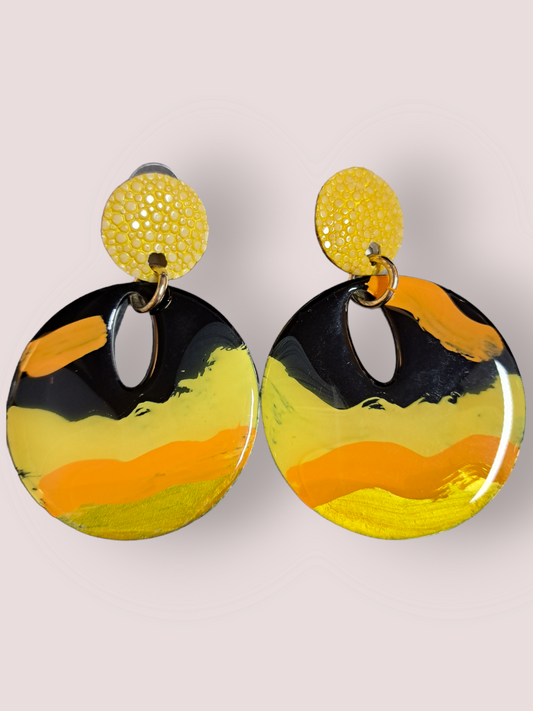 BerNice Amsterdam yellow moon