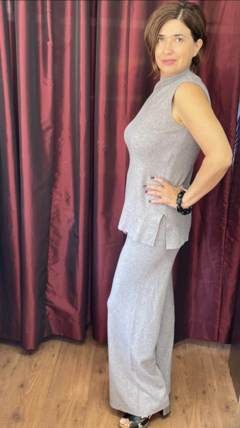 Top en pants set grigio