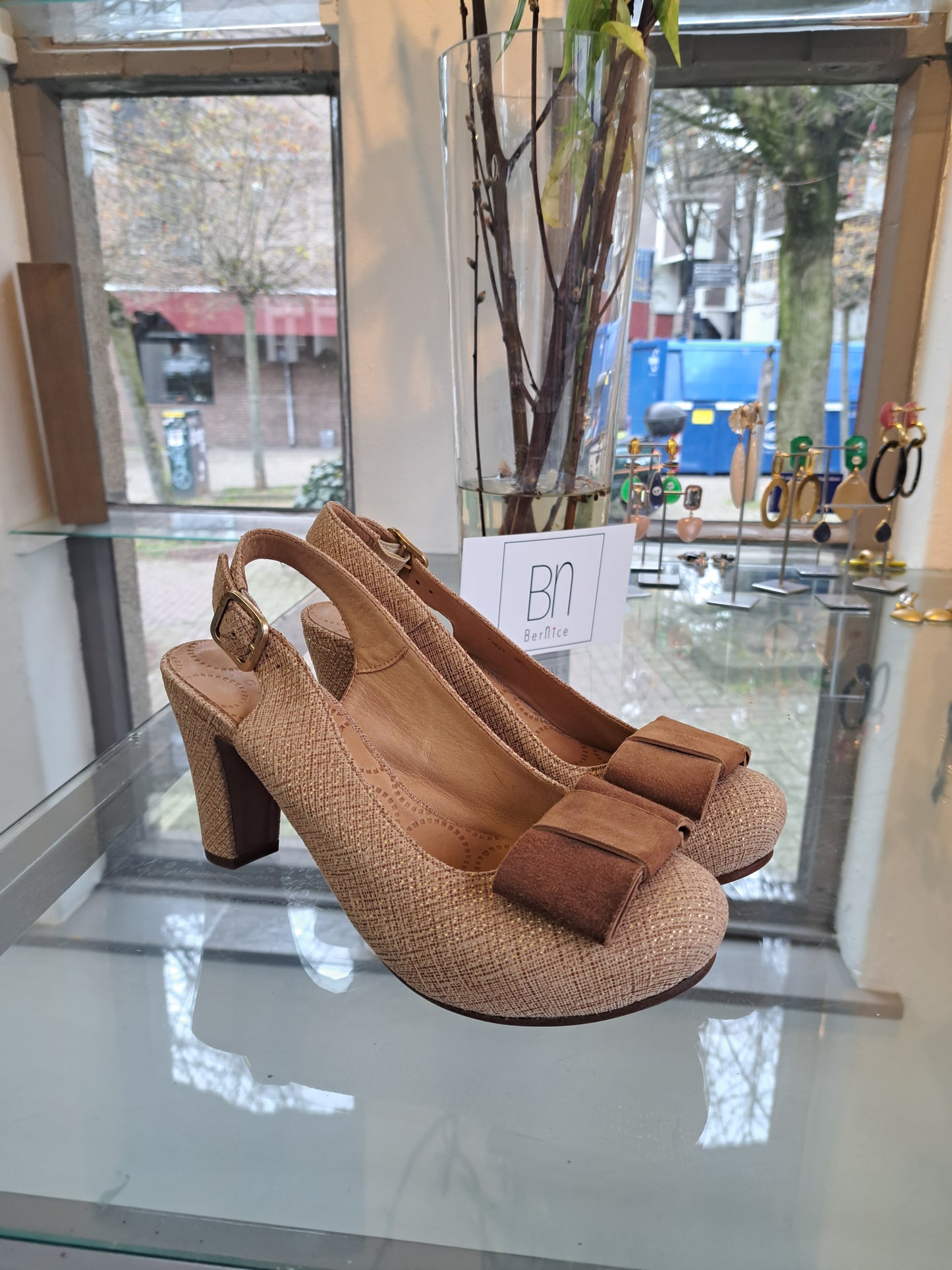 Chie Mihara Pump Nobow Blonde Nude