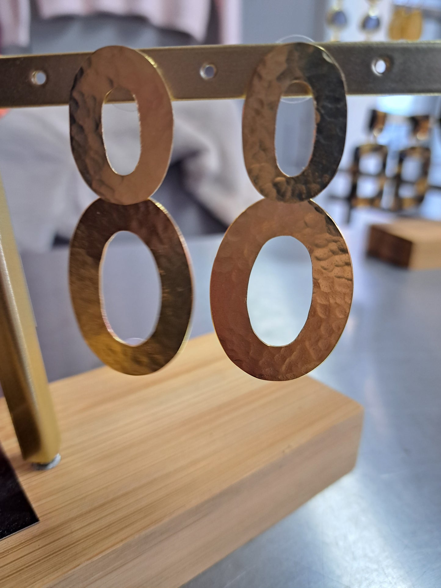 BerNice Amsterdam Top and Oval ring oorbellen