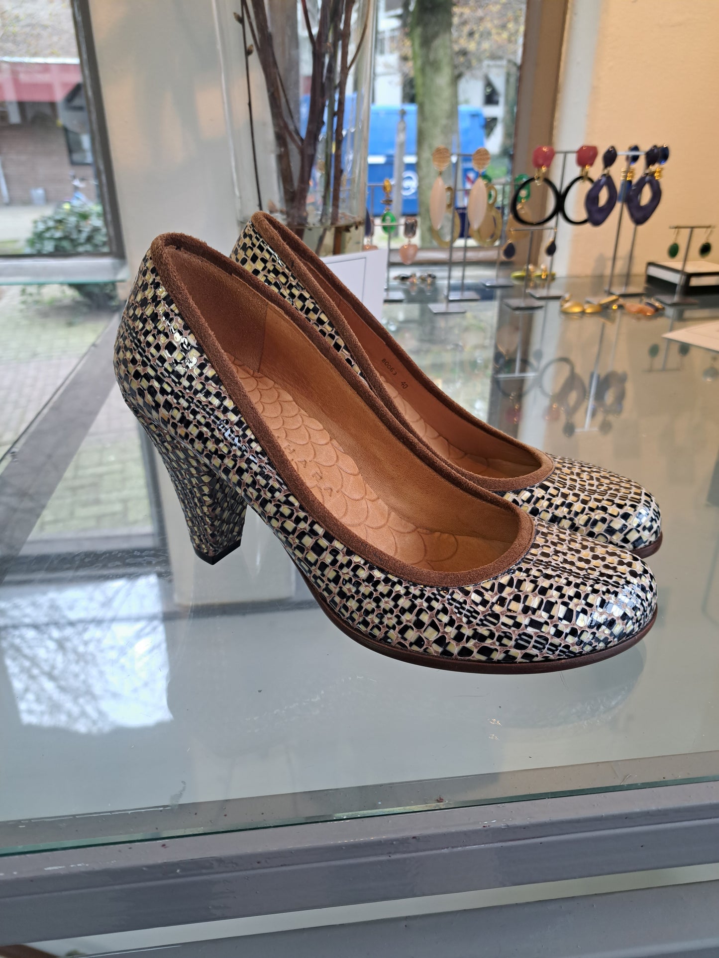 Chie Mihara Pump Rolling buzios navy